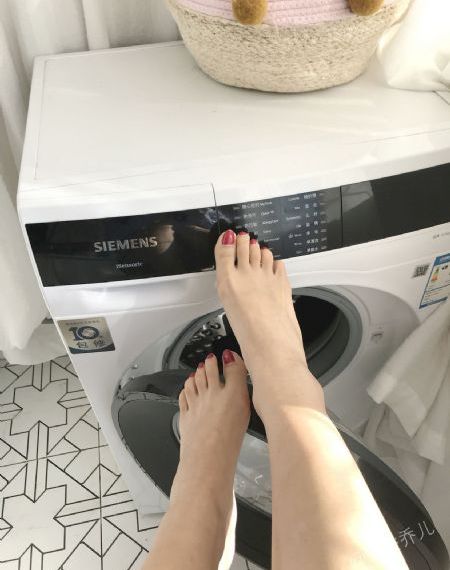 北岛玲女教师的av片在线播放_英文版字幕