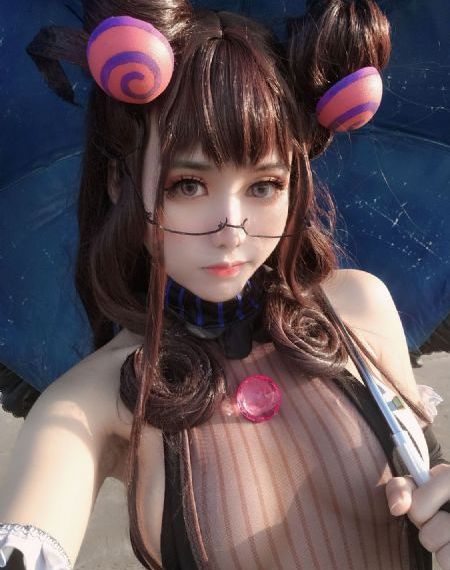 人人操女骚画_在线电影观看