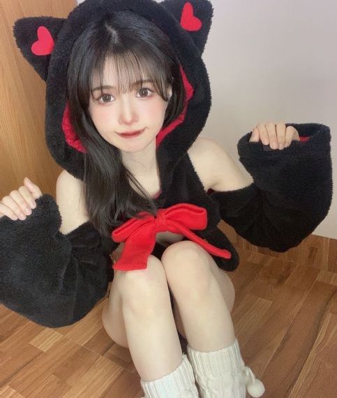 蜜桃久久夜色精品国_BD韩语全集免费观看