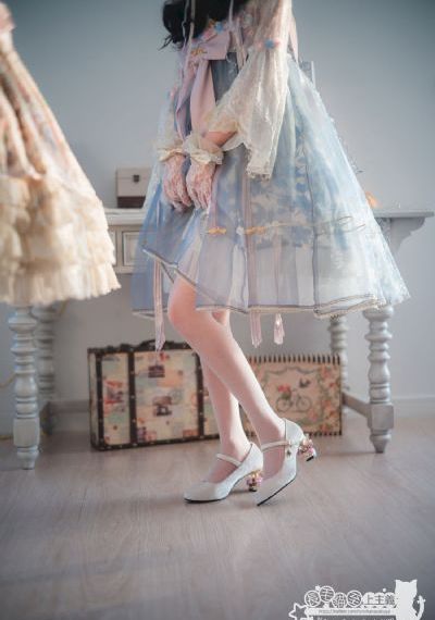 欧美丰满少妇猛烈进出高清晰视频_国产剧免费观看视频