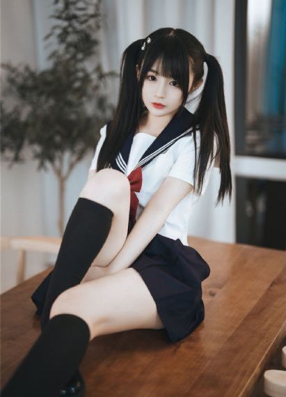 秋霞成人免费观看A片真人版_BD英语全集在线观看