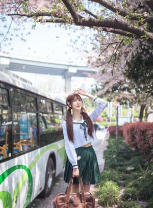 女性潮喷大喷水在线播放_1080P高清在线观看