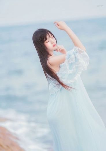 美女被扒开内衣强摸双乳图片_BD韩语免费观看