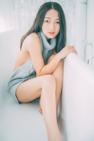 18禁美女把腿扒开让我看视频_720高清在线观看