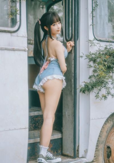 亚洲AV无码一区二区三区看_720免费高清观看