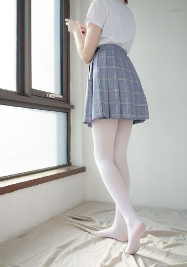 嫩草www视频在线观看高清_国语版完整版