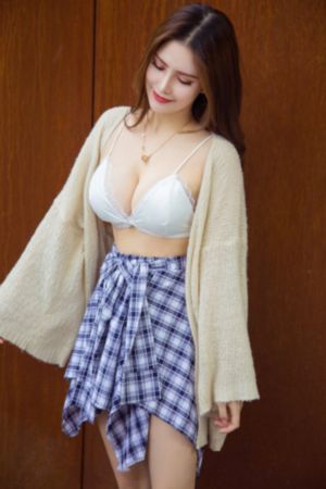 美女被打扎克的视频_超清高清完整版播放
