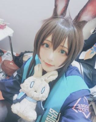 日韩美女乱淫试看视频多人_1080P迅雷高清下载