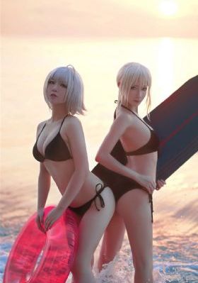 女的弄女的_720全集免费观看